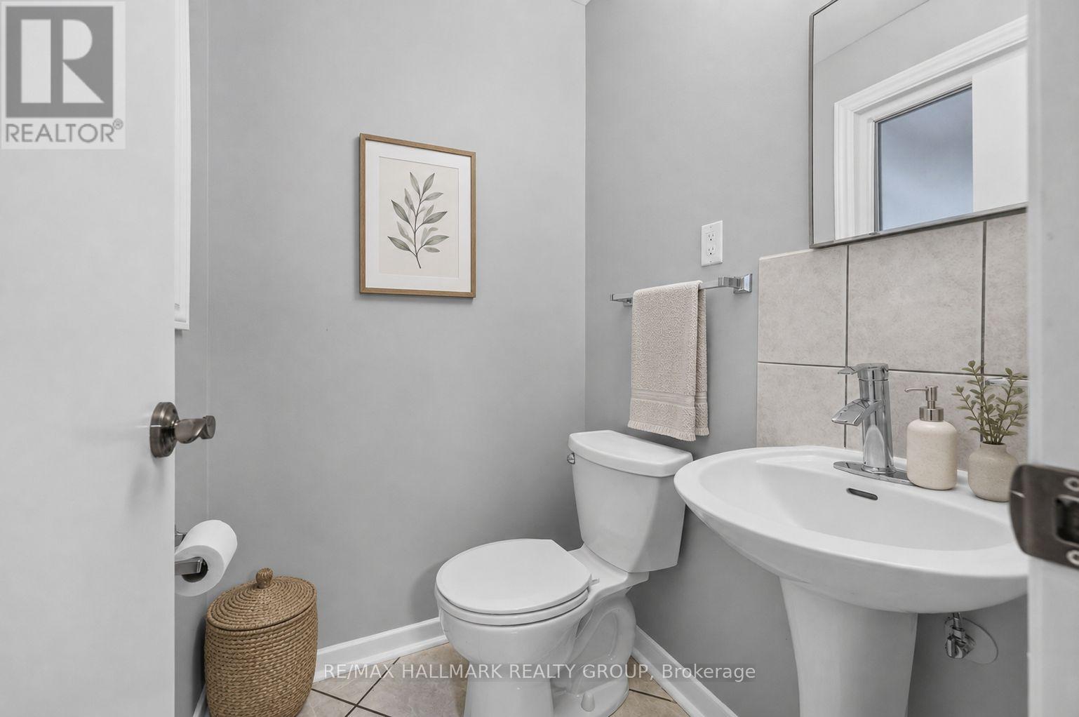 323 POULIN AVENUE - Image 24