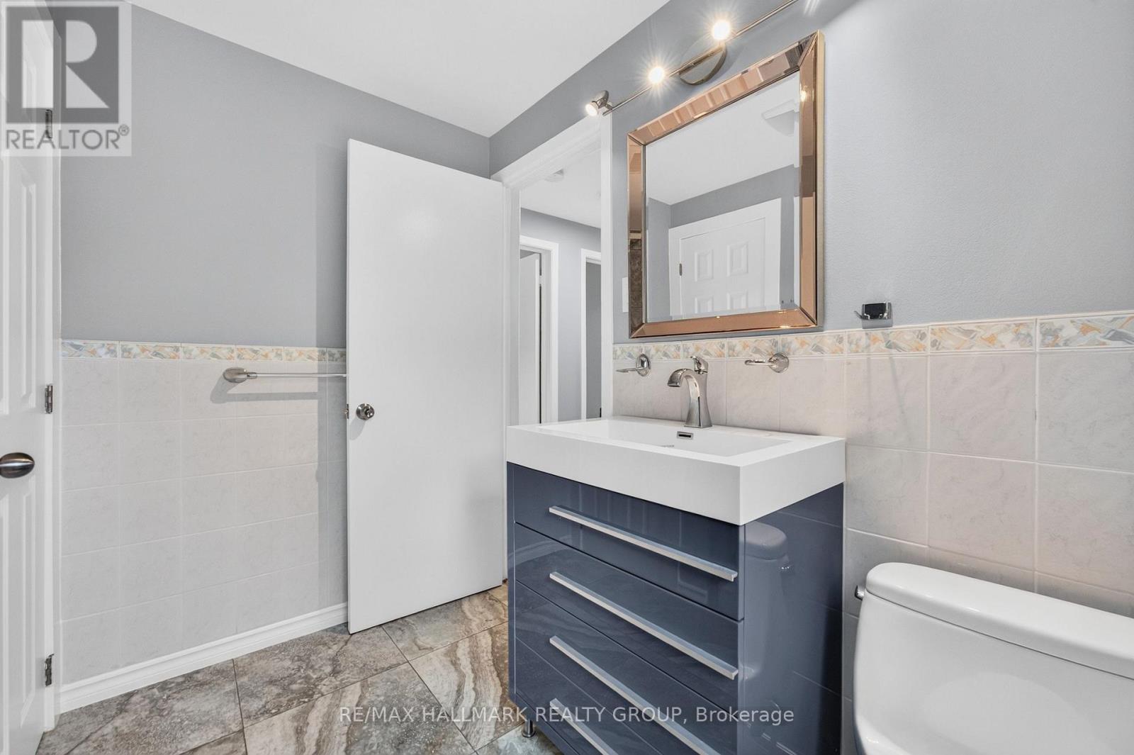 323 POULIN AVENUE - Image 34