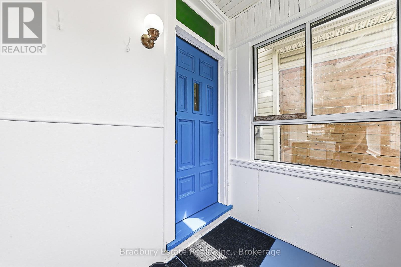 43 HARVEY STREET - 2