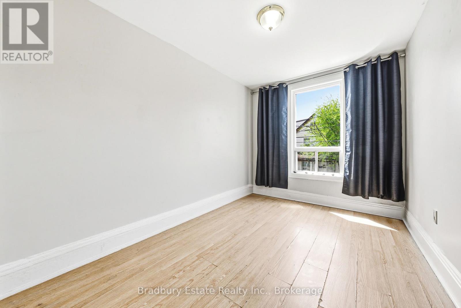 43 HARVEY STREET - 21
