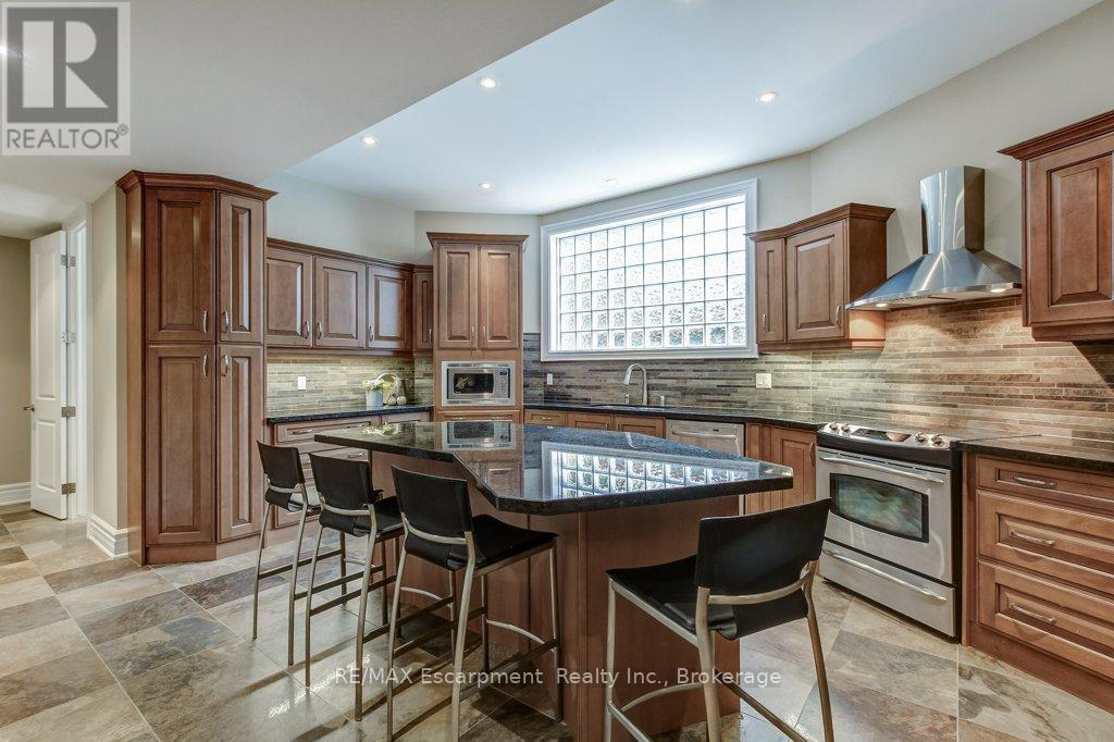172 DIIORIO CIRCLE - 34