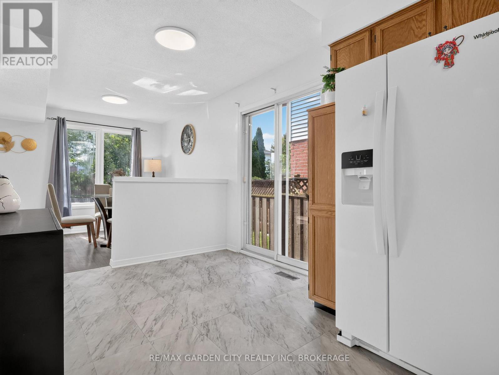 39 BUCHANAN CRESCENT - 17