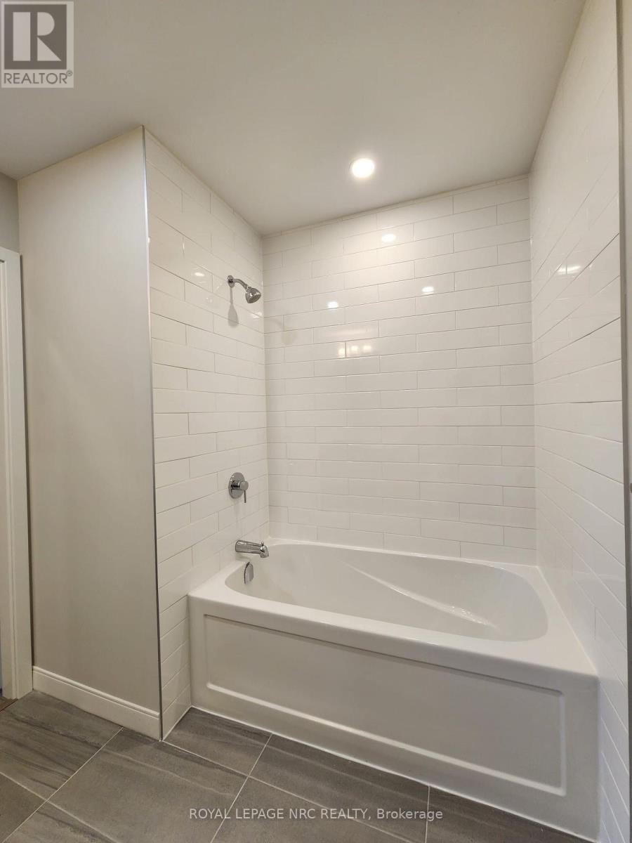 #707 118 WEST STREET - Image 16