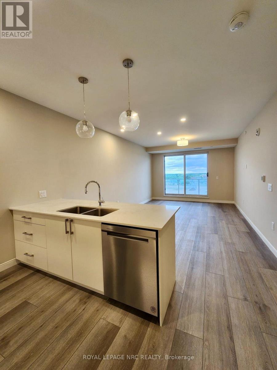 #707 118 WEST STREET - Image 8