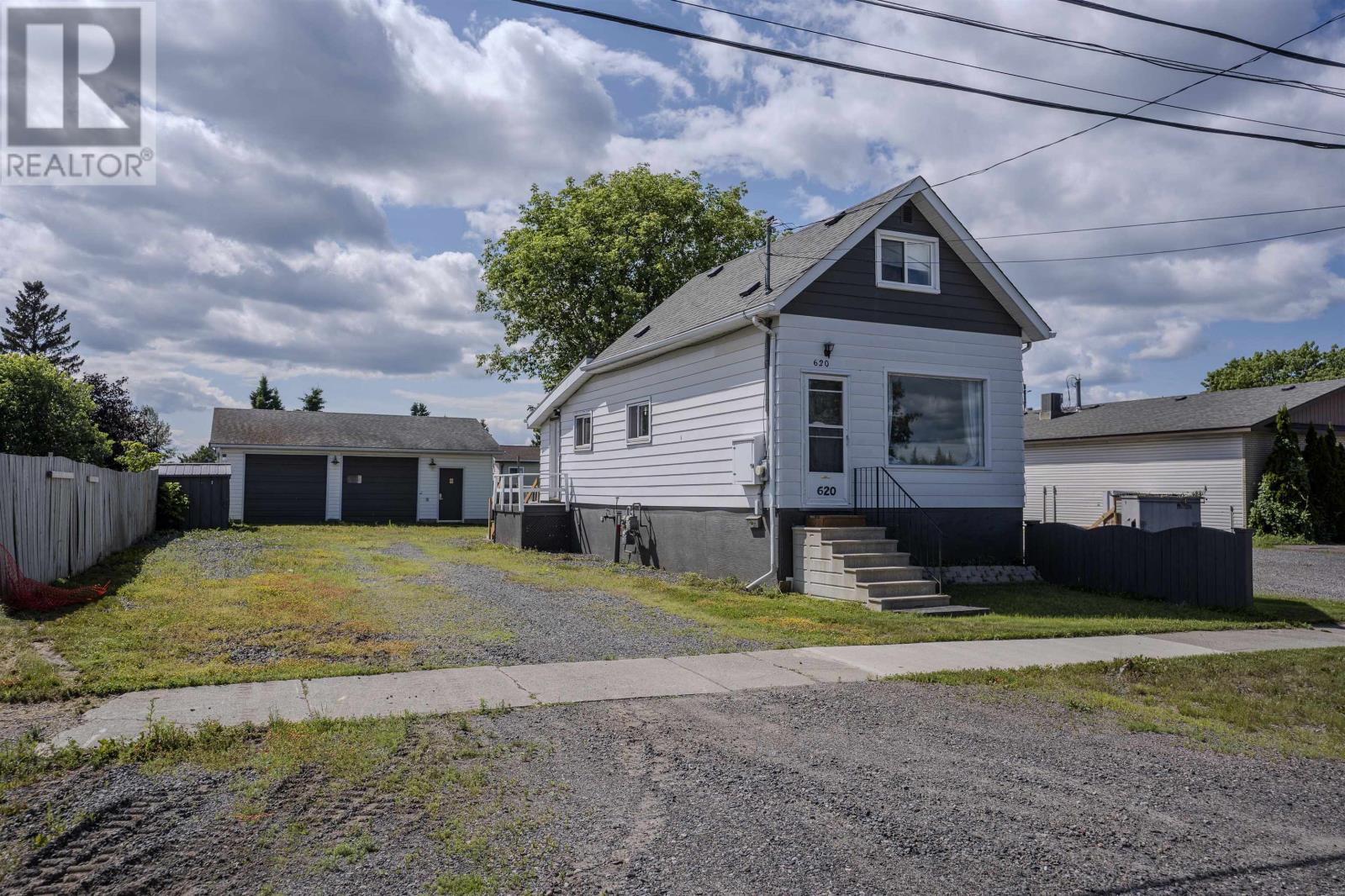 620 HIGH ST S - 1