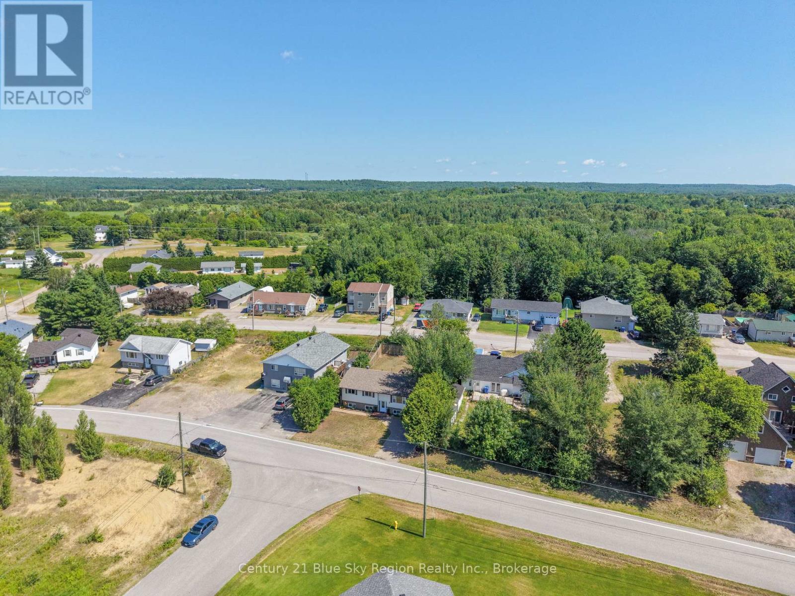 22 TAMERACK AVENUE - 48