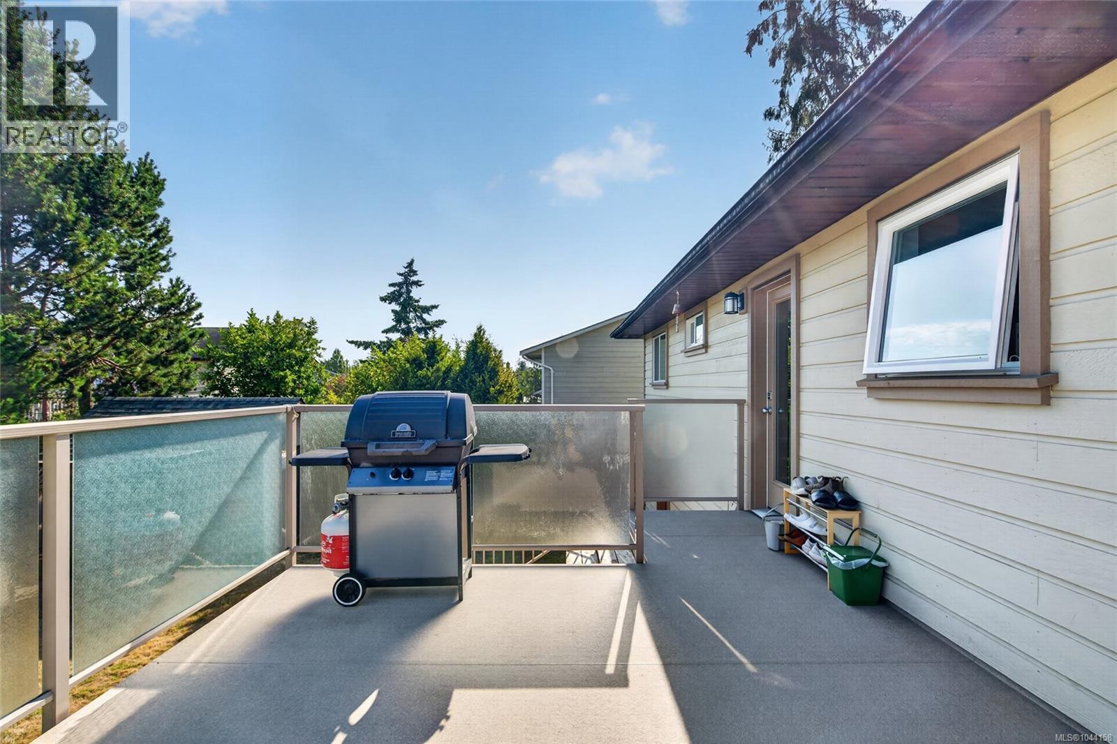 2188 Calvin Ave - 28