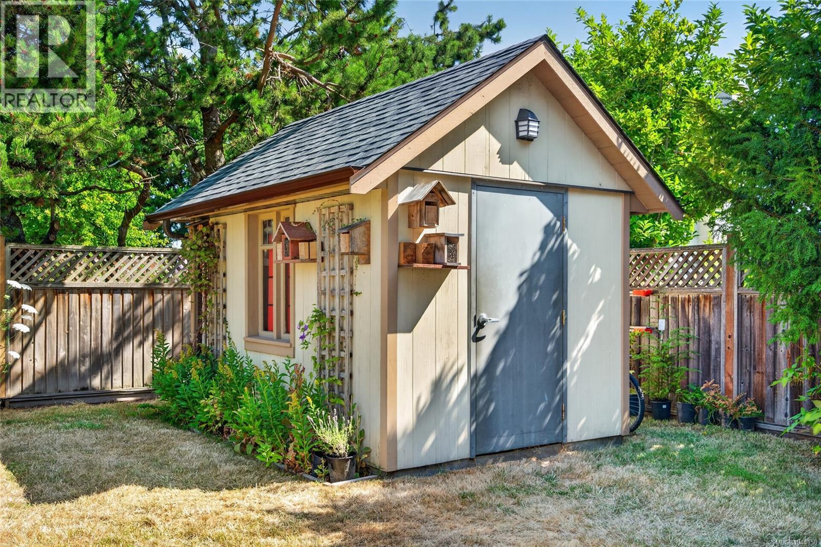 2188 Calvin Ave - 29