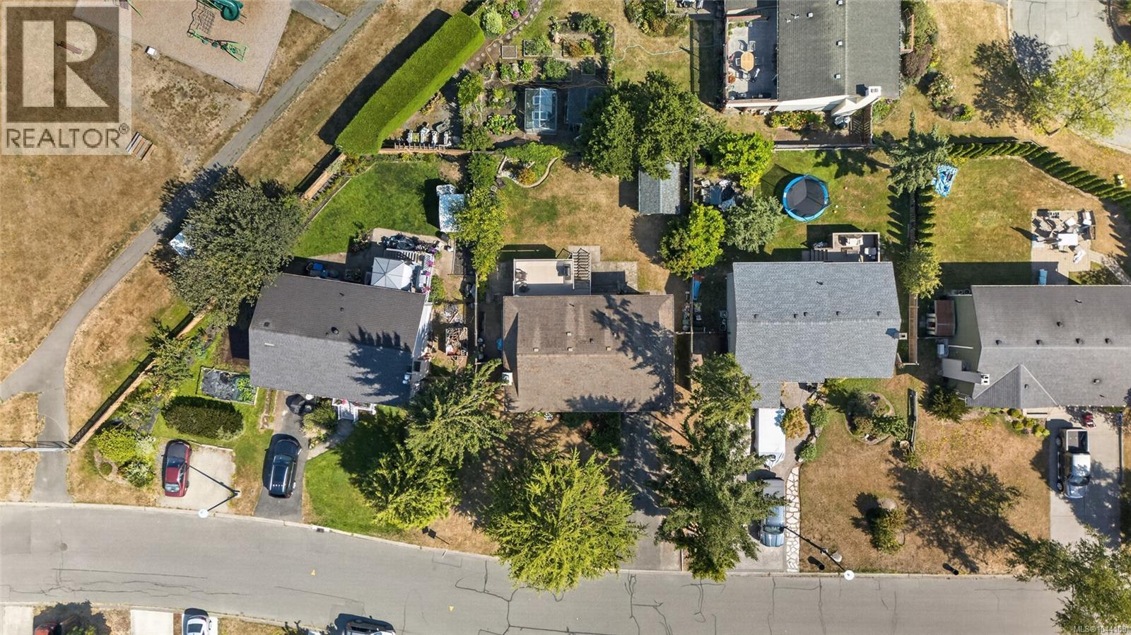 2188 Calvin Ave - 32
