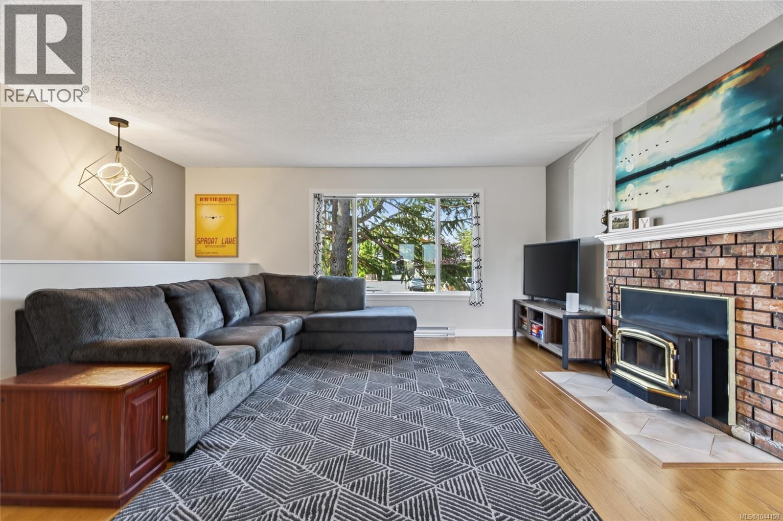 2188 Calvin Ave - 4