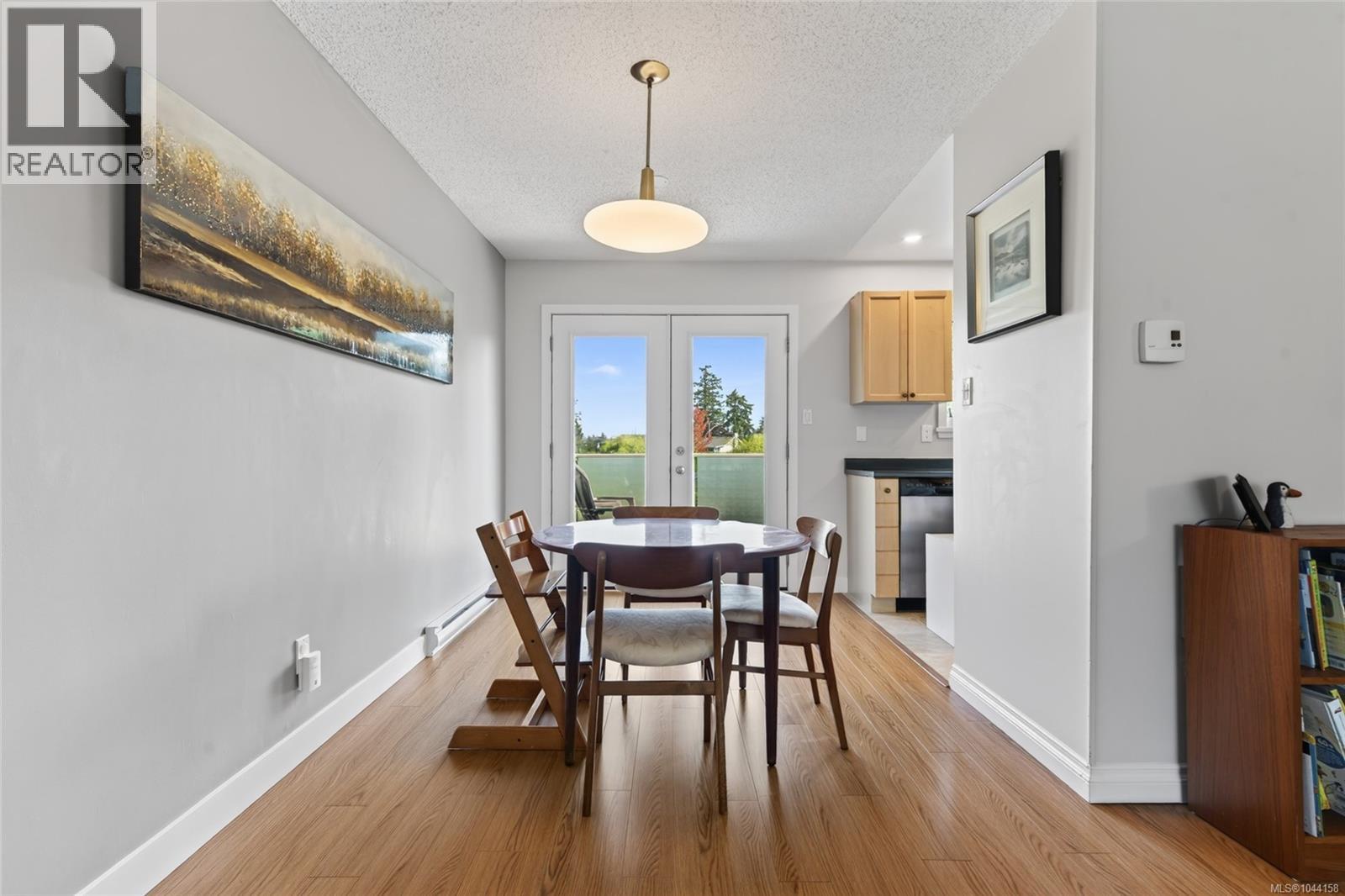 2188 Calvin Ave - 8