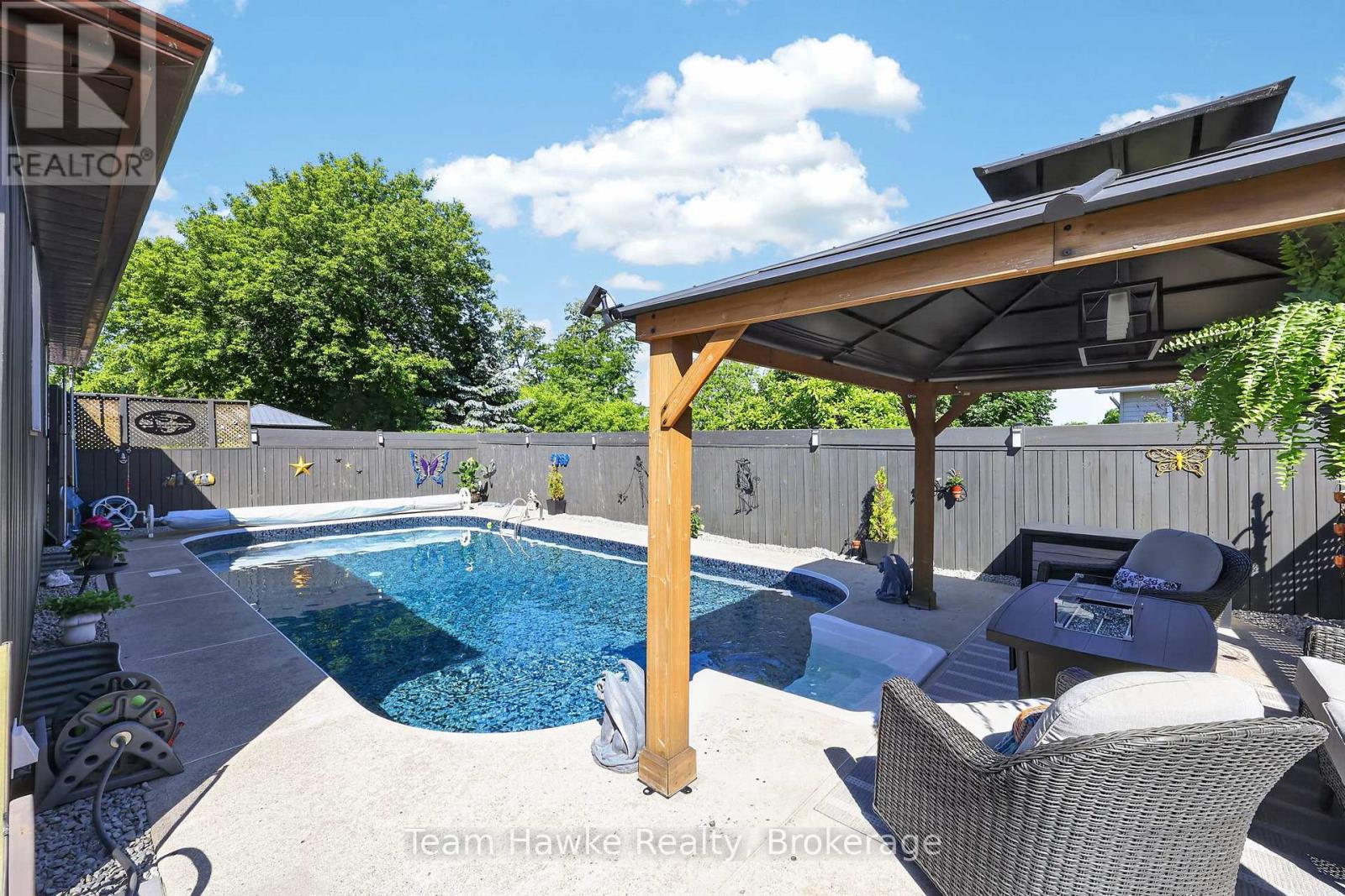 400 GALLOWAY BOULEVARD - 33