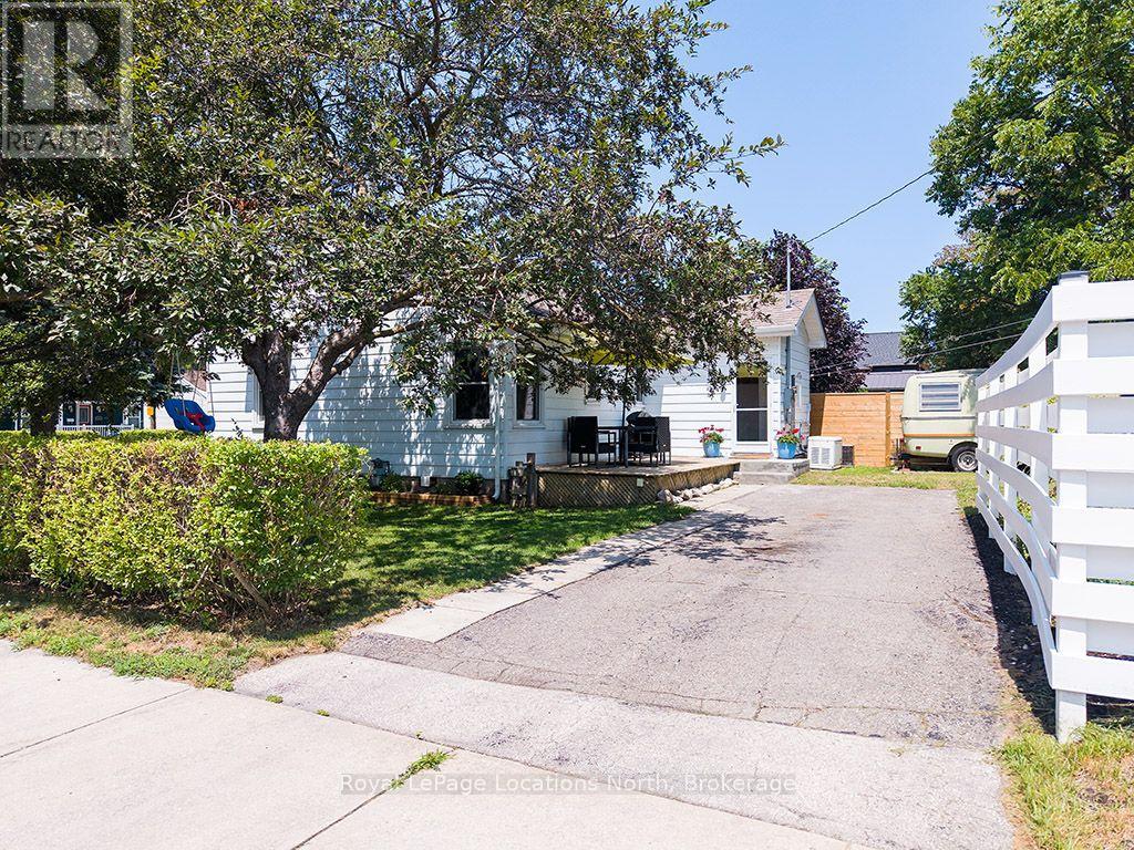 457 MAPLE STREET - 17