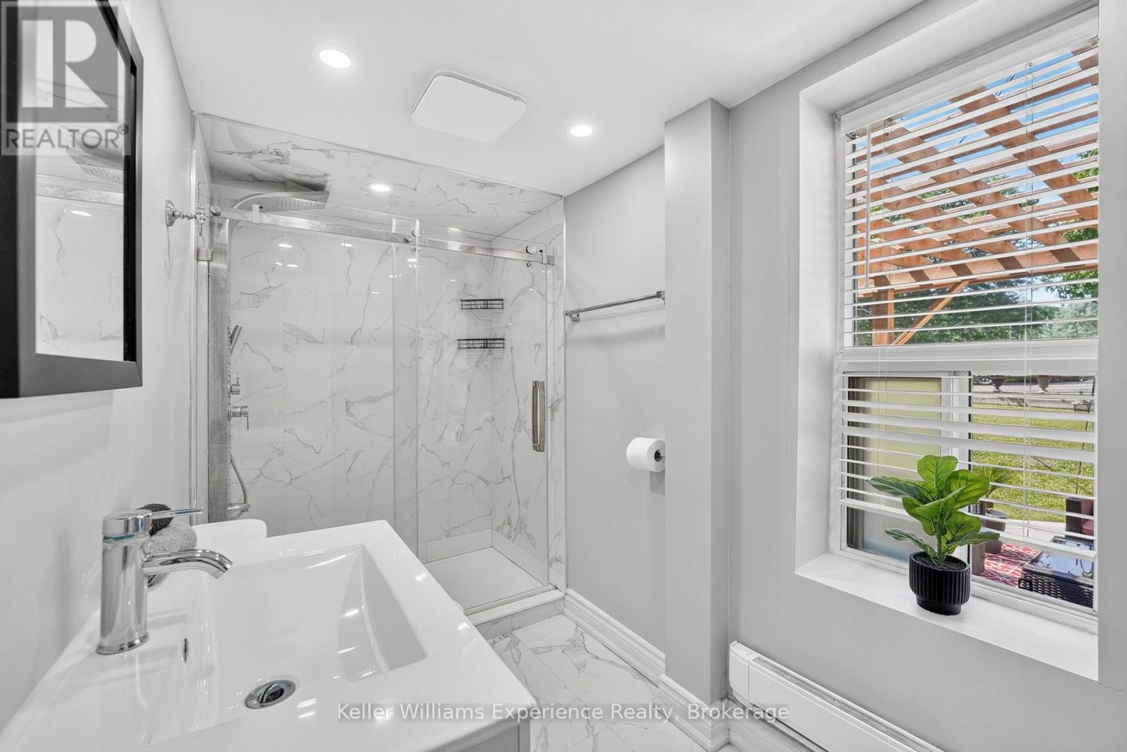 680 ONTARIO STREET - 14