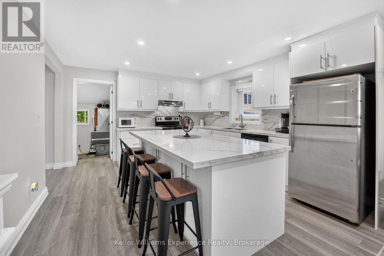 680 ONTARIO STREET - 2