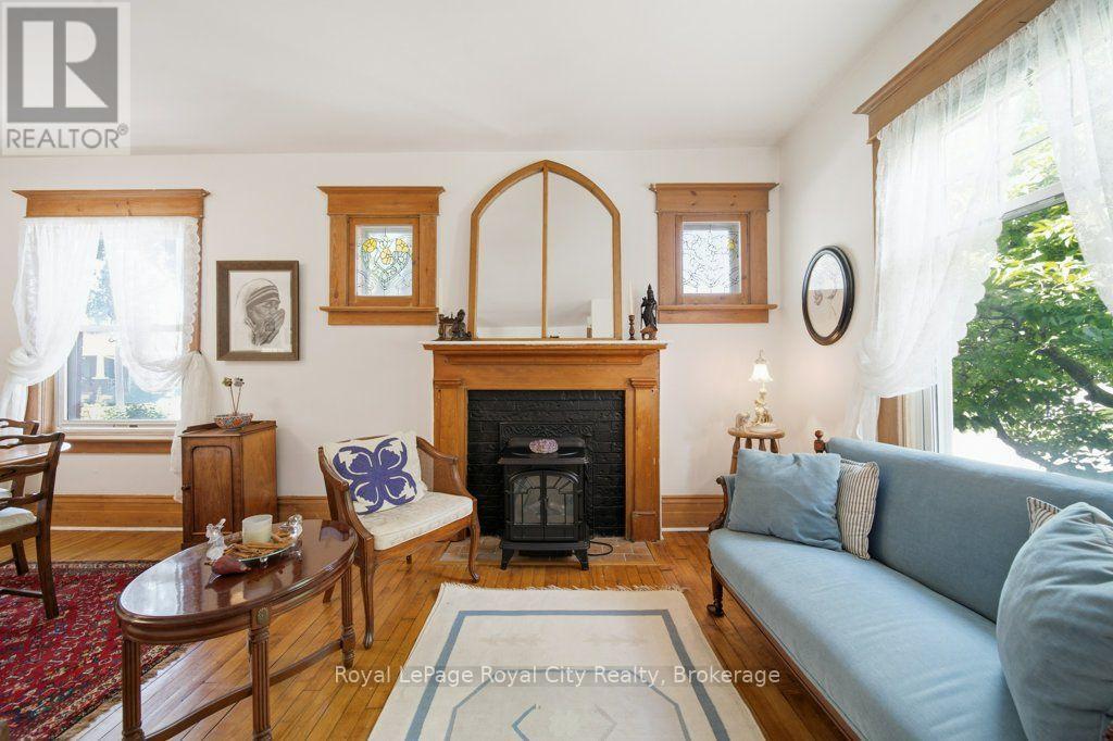 66 RAGLAN STREET - 1