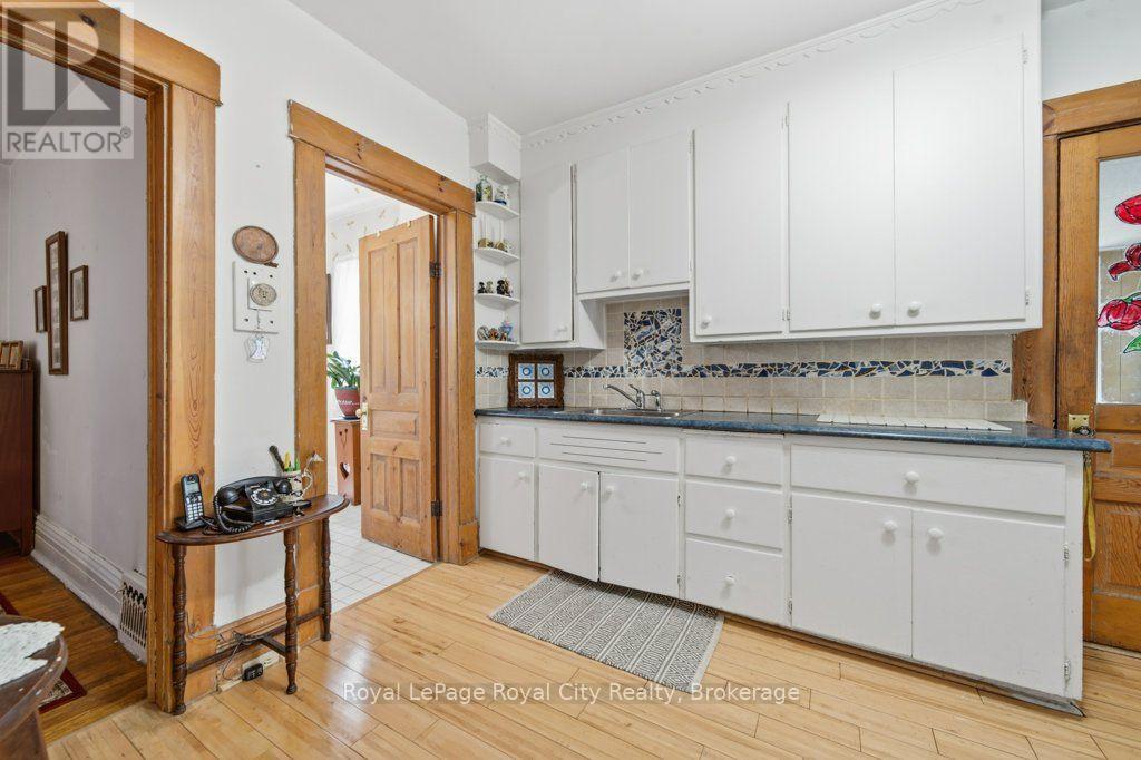 66 RAGLAN STREET - 15