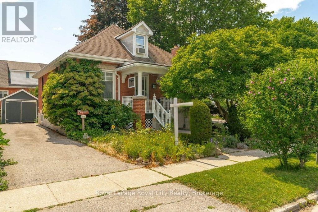 66 RAGLAN STREET - 2