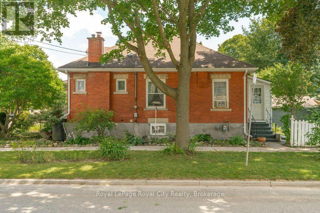 66 RAGLAN STREET - 36