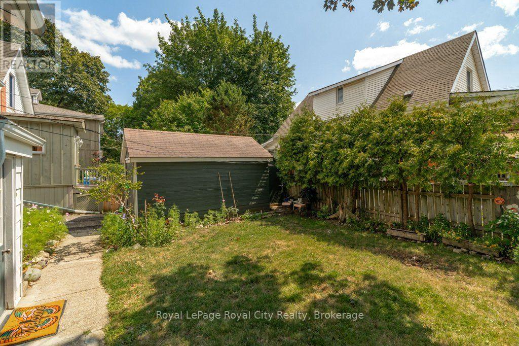 66 RAGLAN STREET - 40