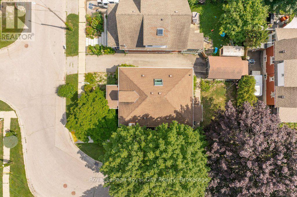66 RAGLAN STREET - 48