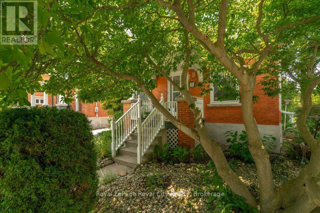 66 RAGLAN STREET - 6
