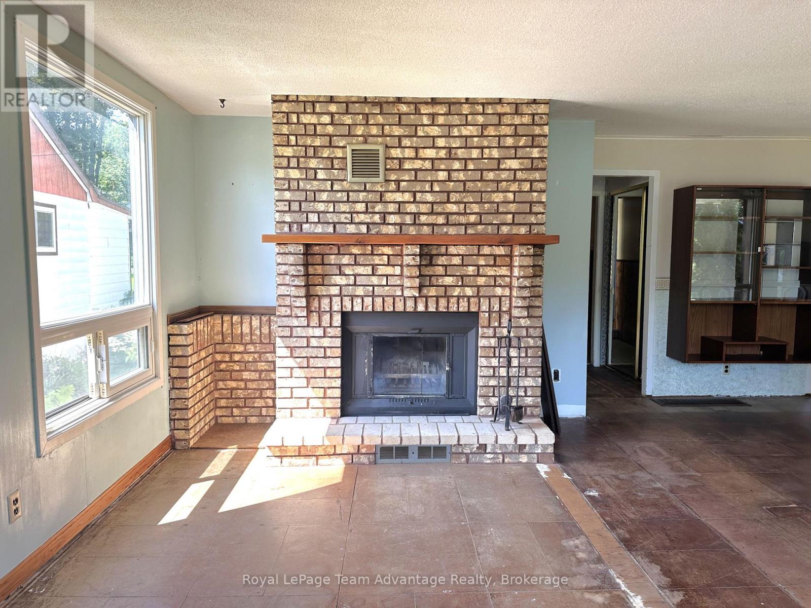 14 RIVERDALE ROAD - 6