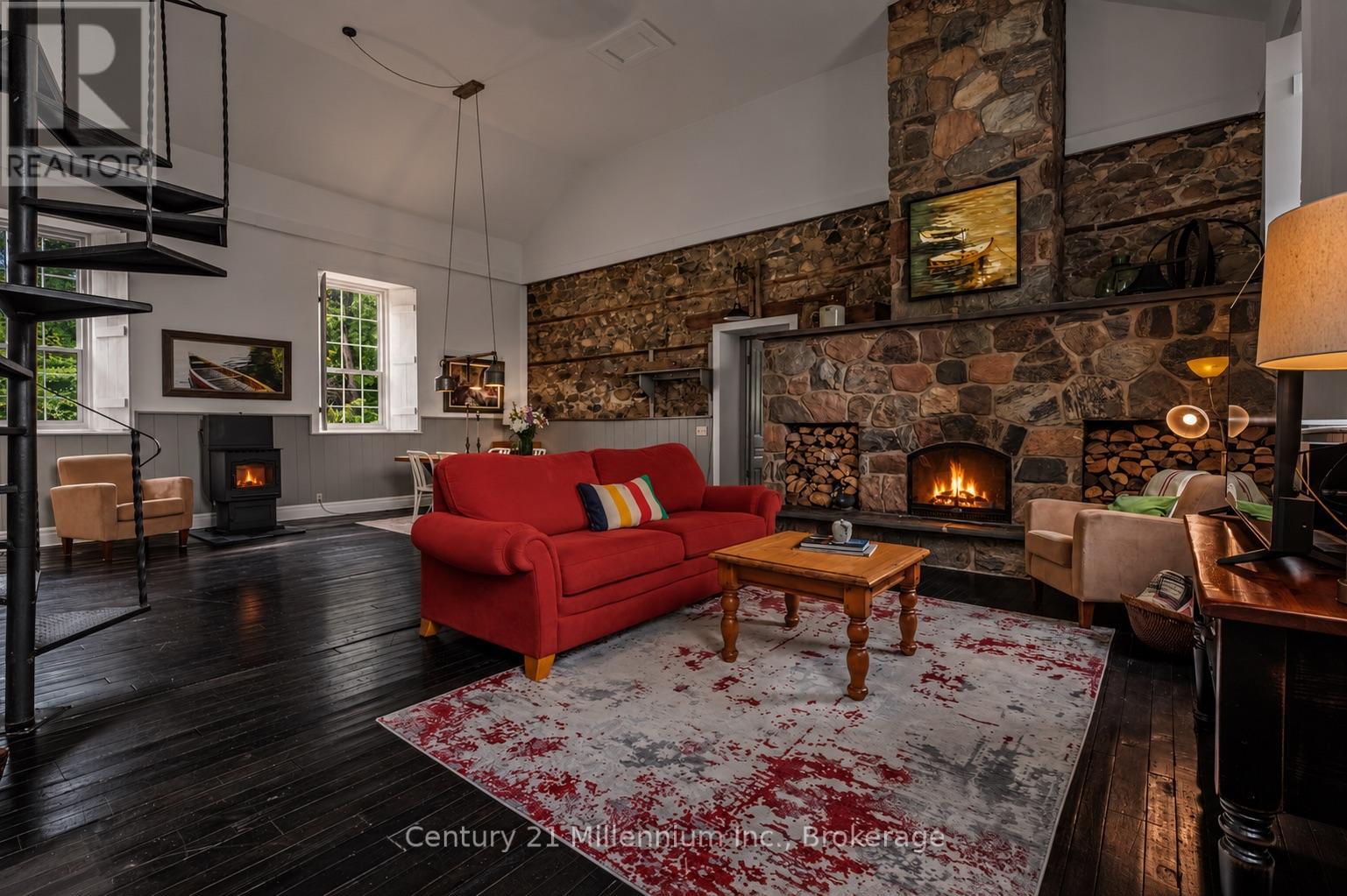 424043 CONCESSION 6 - 10
