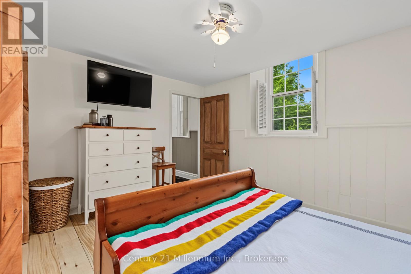424043 CONCESSION 6 - 27
