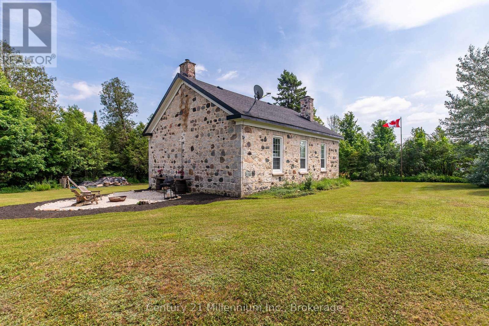 424043 CONCESSION 6 - 38