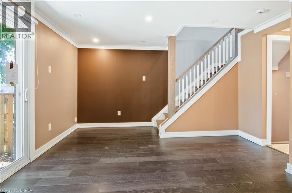 #54 480 GREY Street - 12
