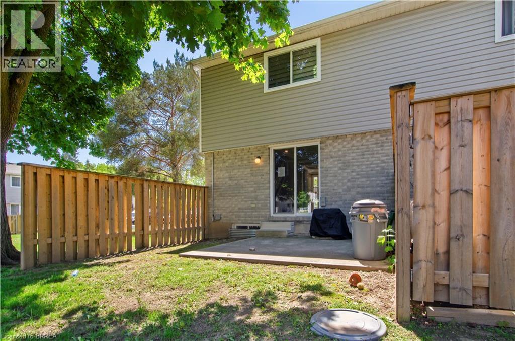 #54 480 GREY Street - 32