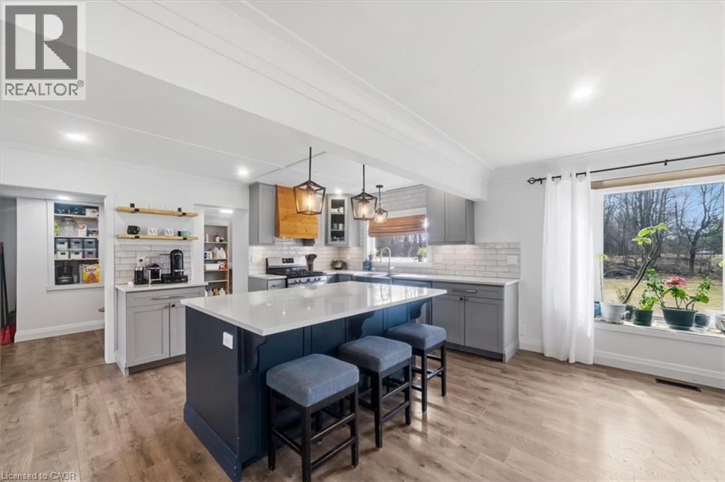 303 BRUCE RD 9 - 4