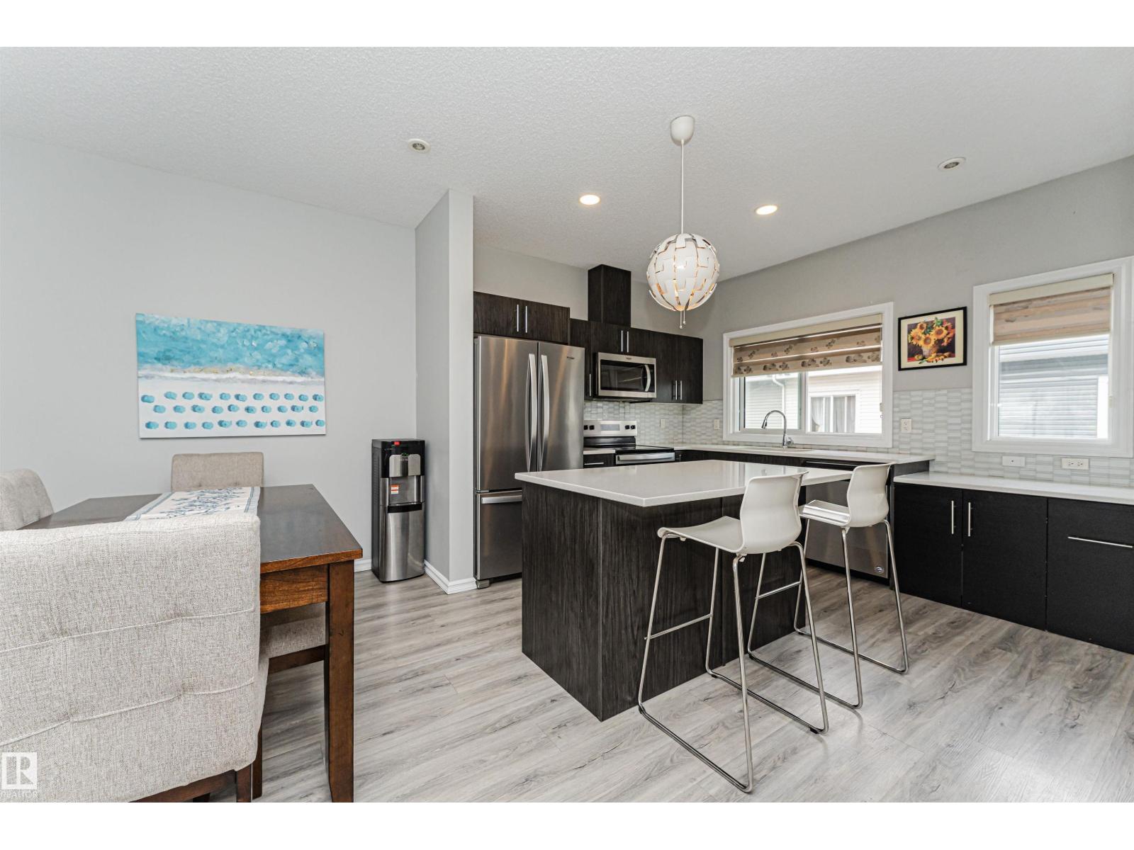 #61 215 SADDLEBACK RD NW - 11