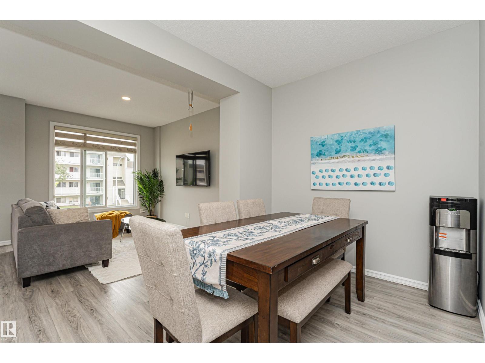 #61 215 SADDLEBACK RD NW - 17