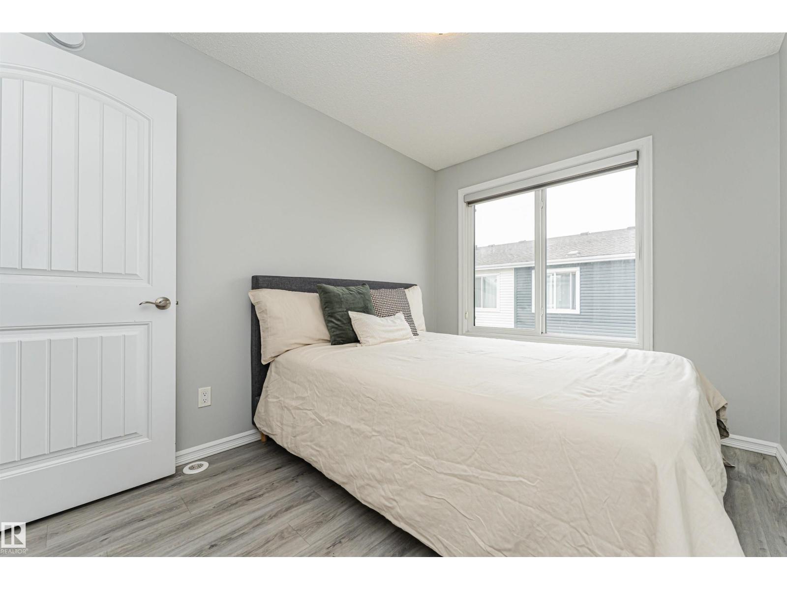 #61 215 SADDLEBACK RD NW - 24