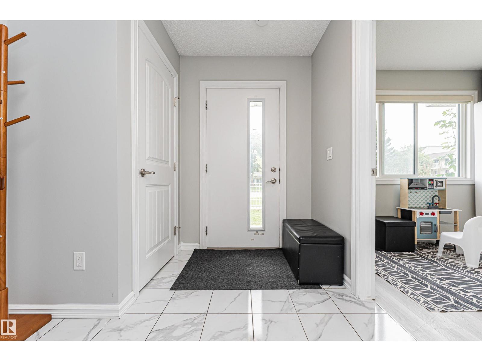 #61 215 SADDLEBACK RD NW - 7