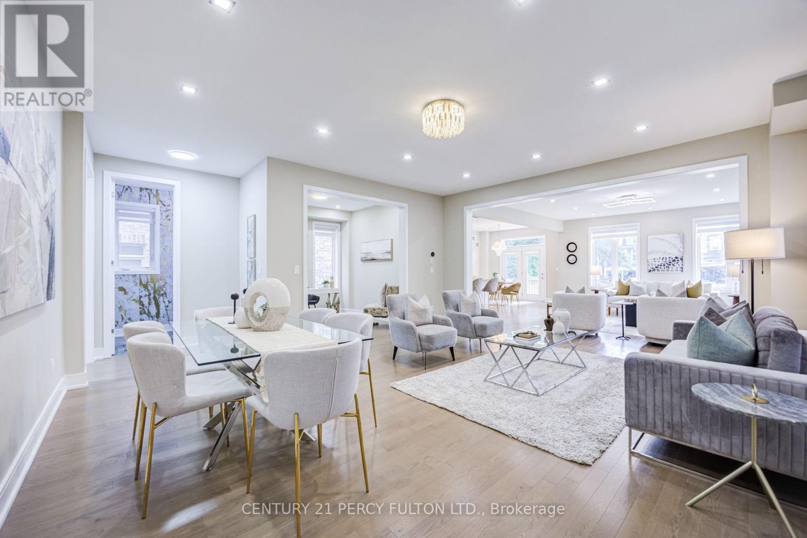 #34 400 FINCH AVENUE - 11