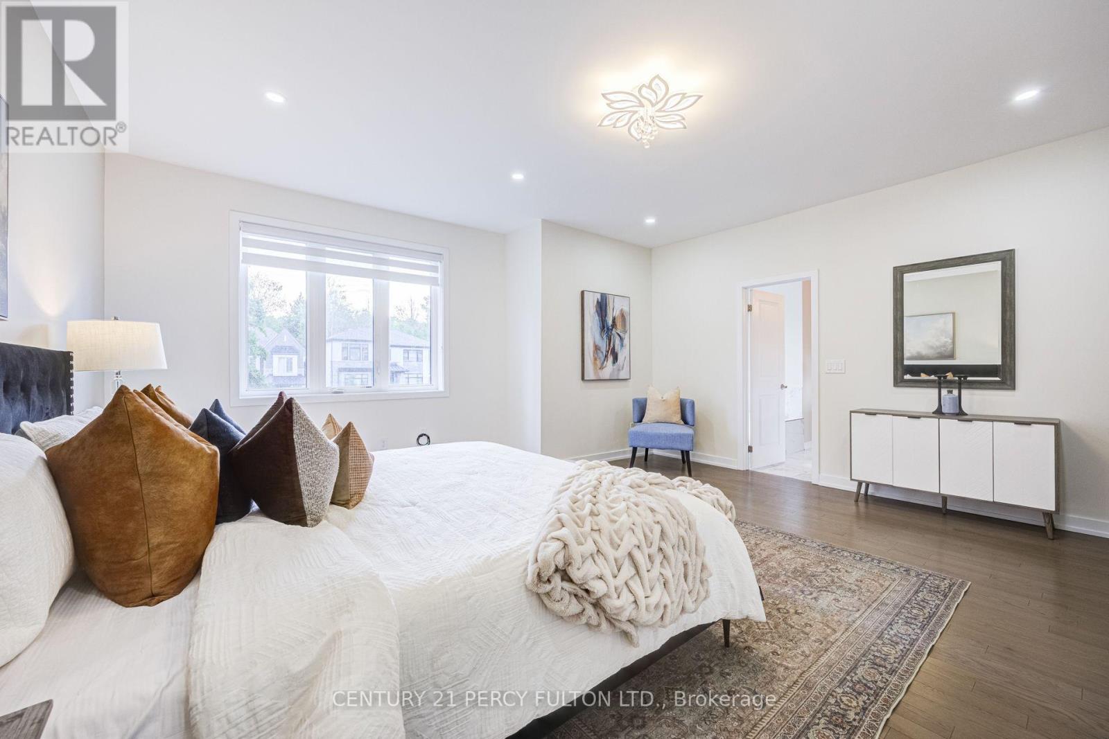 #34 400 FINCH AVENUE - 37