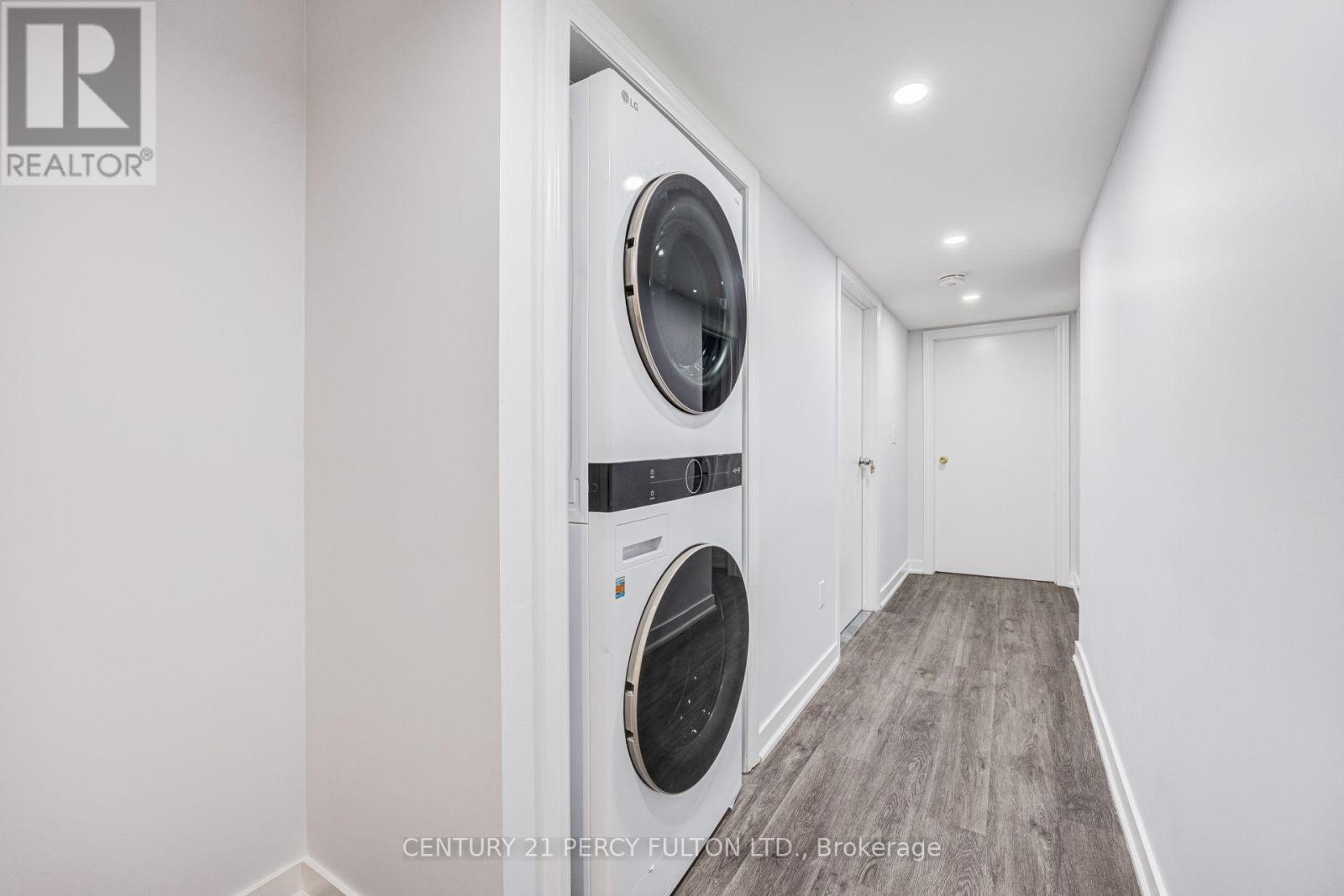 #34 400 FINCH AVENUE - 41