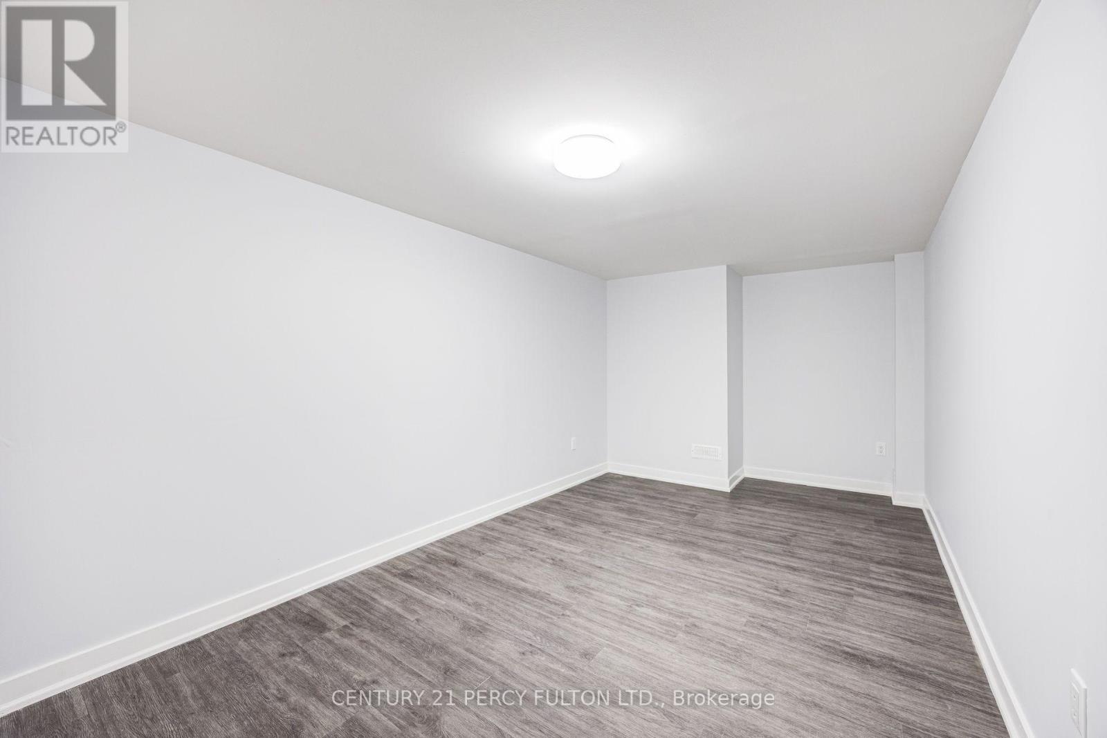 #34 400 FINCH AVENUE - 42