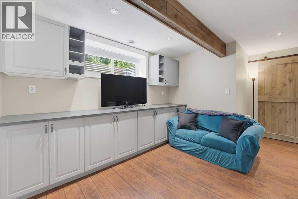 145 Sunset Manor - Image 33