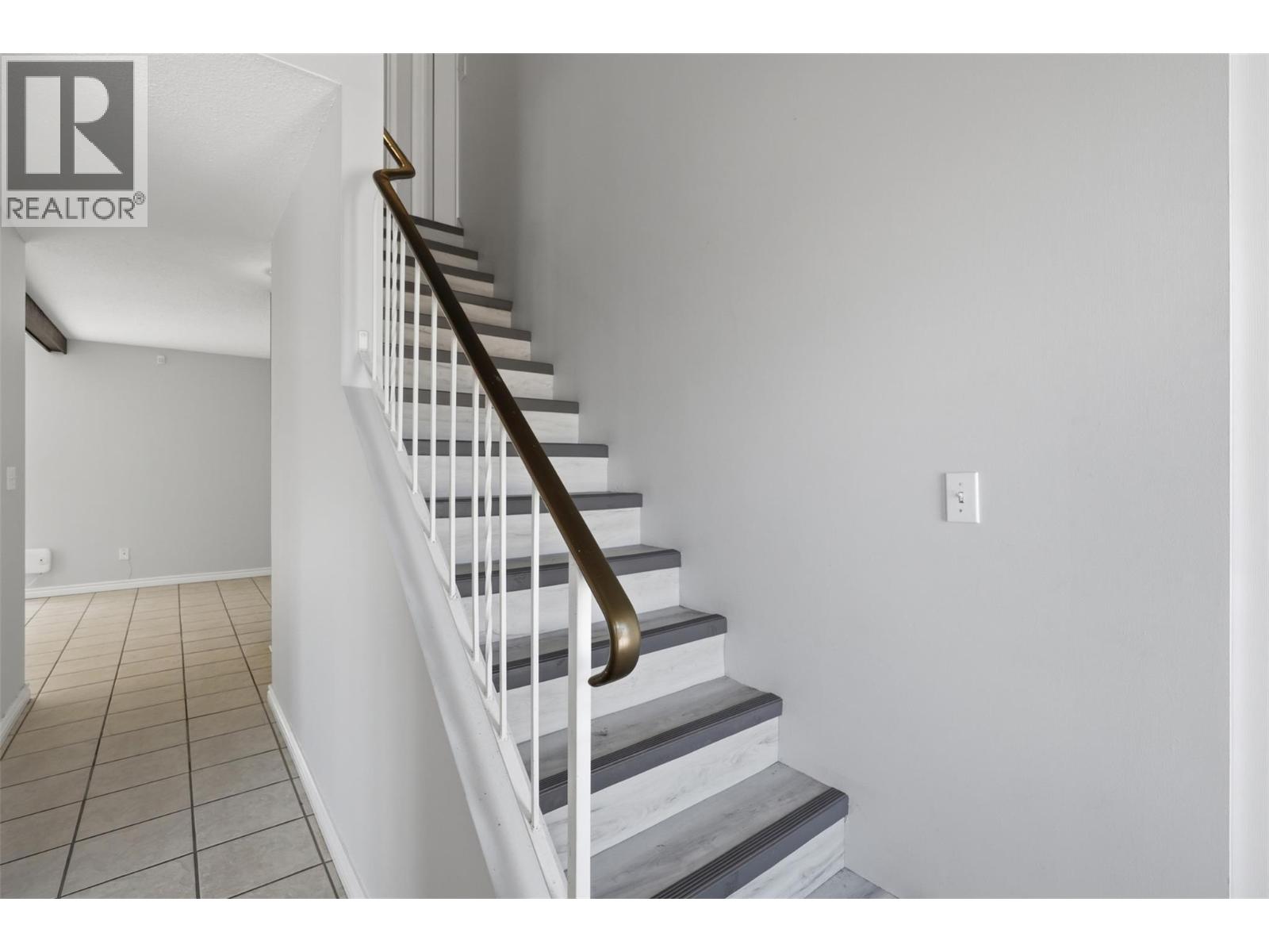 2195 SIFTON Lane - 29