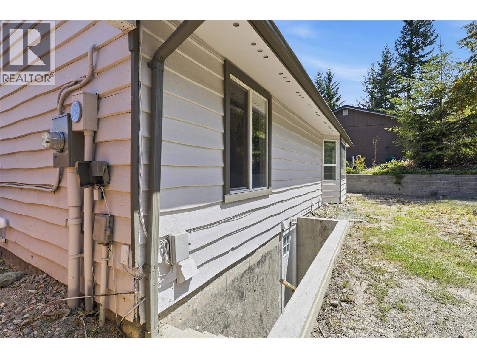 2195 SIFTON Lane - 42