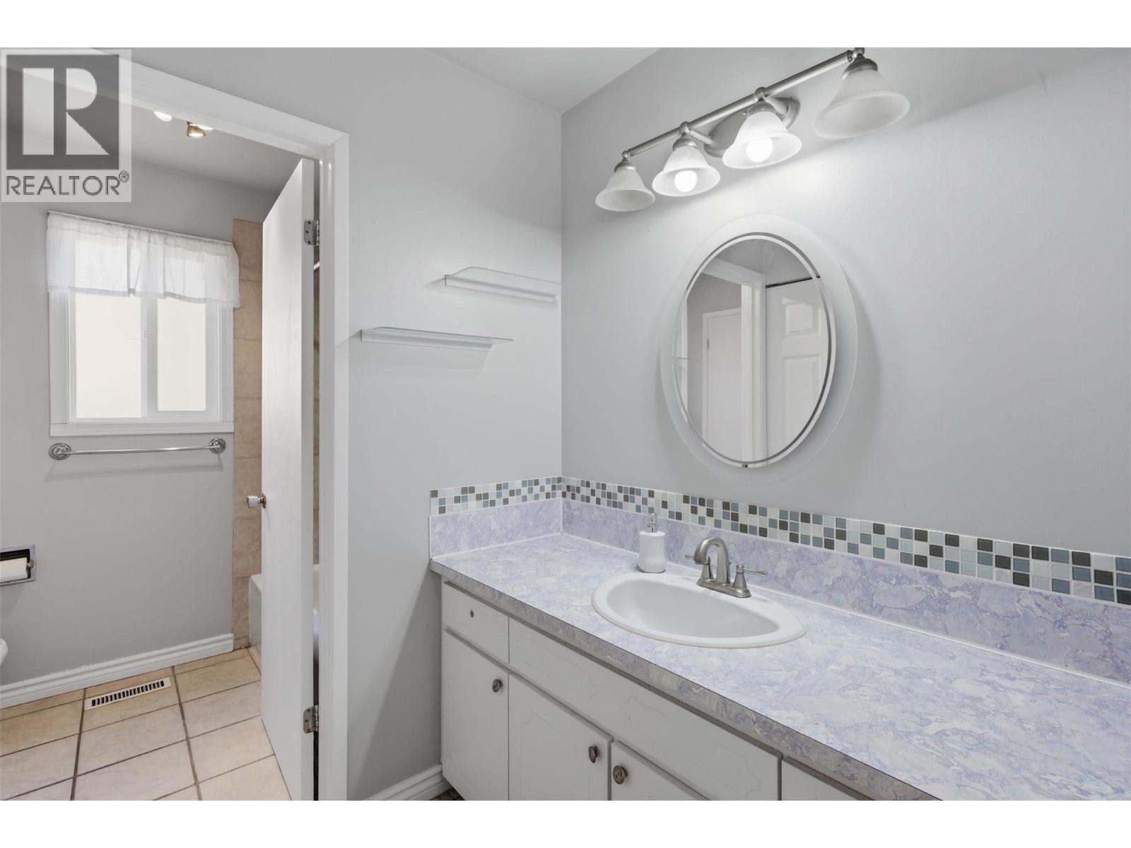 2195 SIFTON Lane - 22