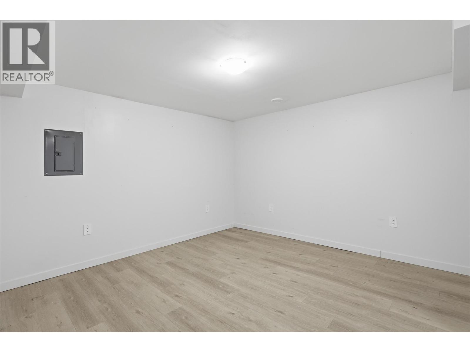 2195 SIFTON Lane - 48