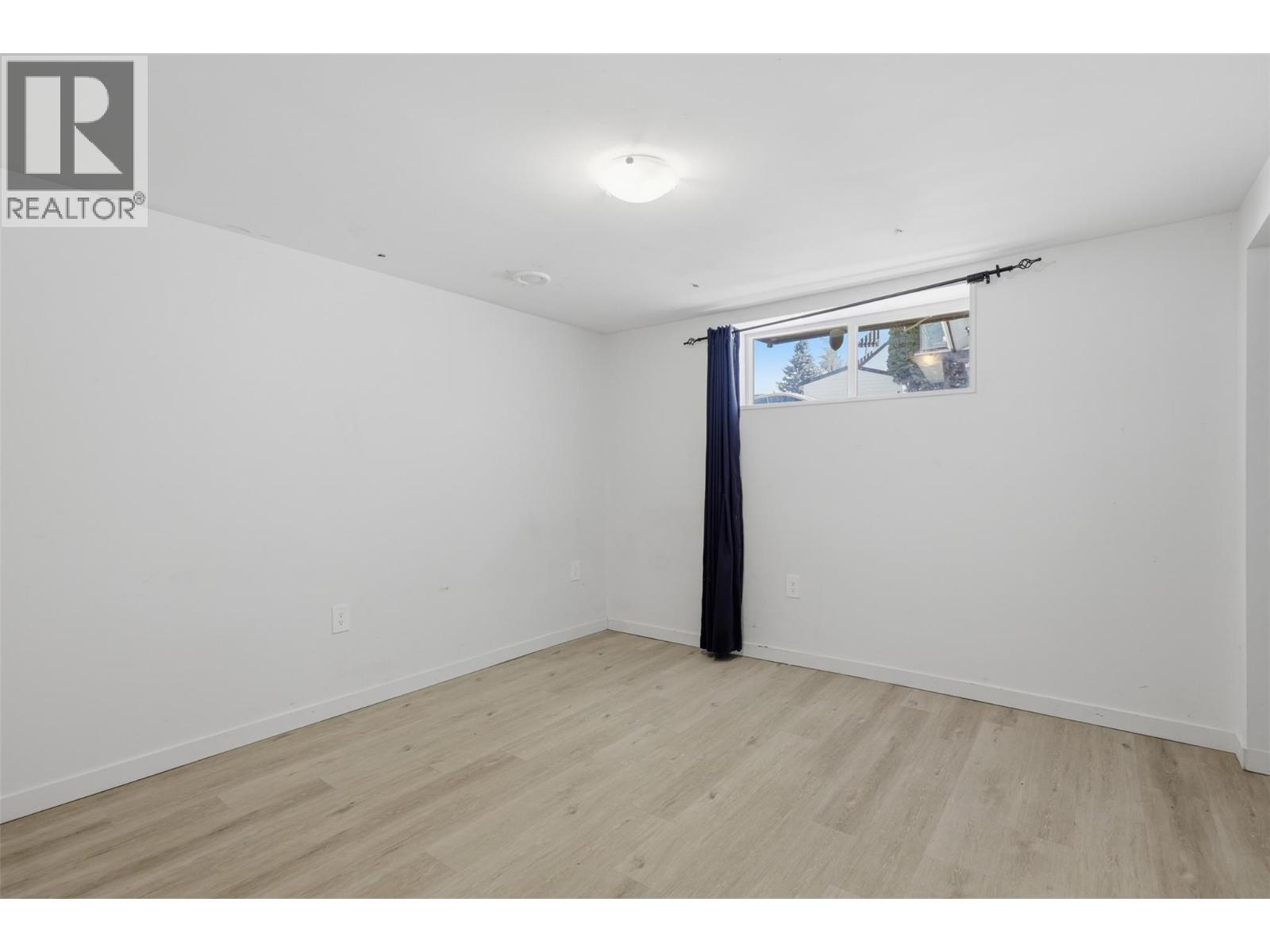 2195 SIFTON Lane - 52