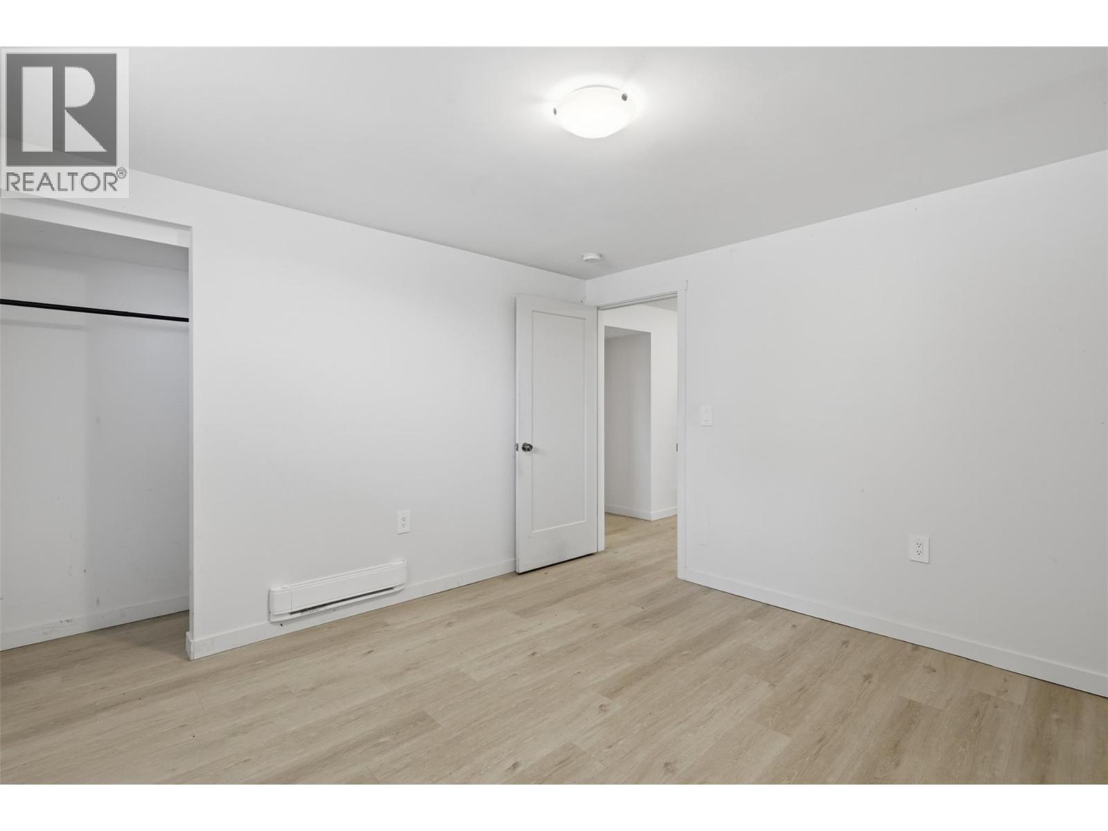 2195 SIFTON Lane - 53