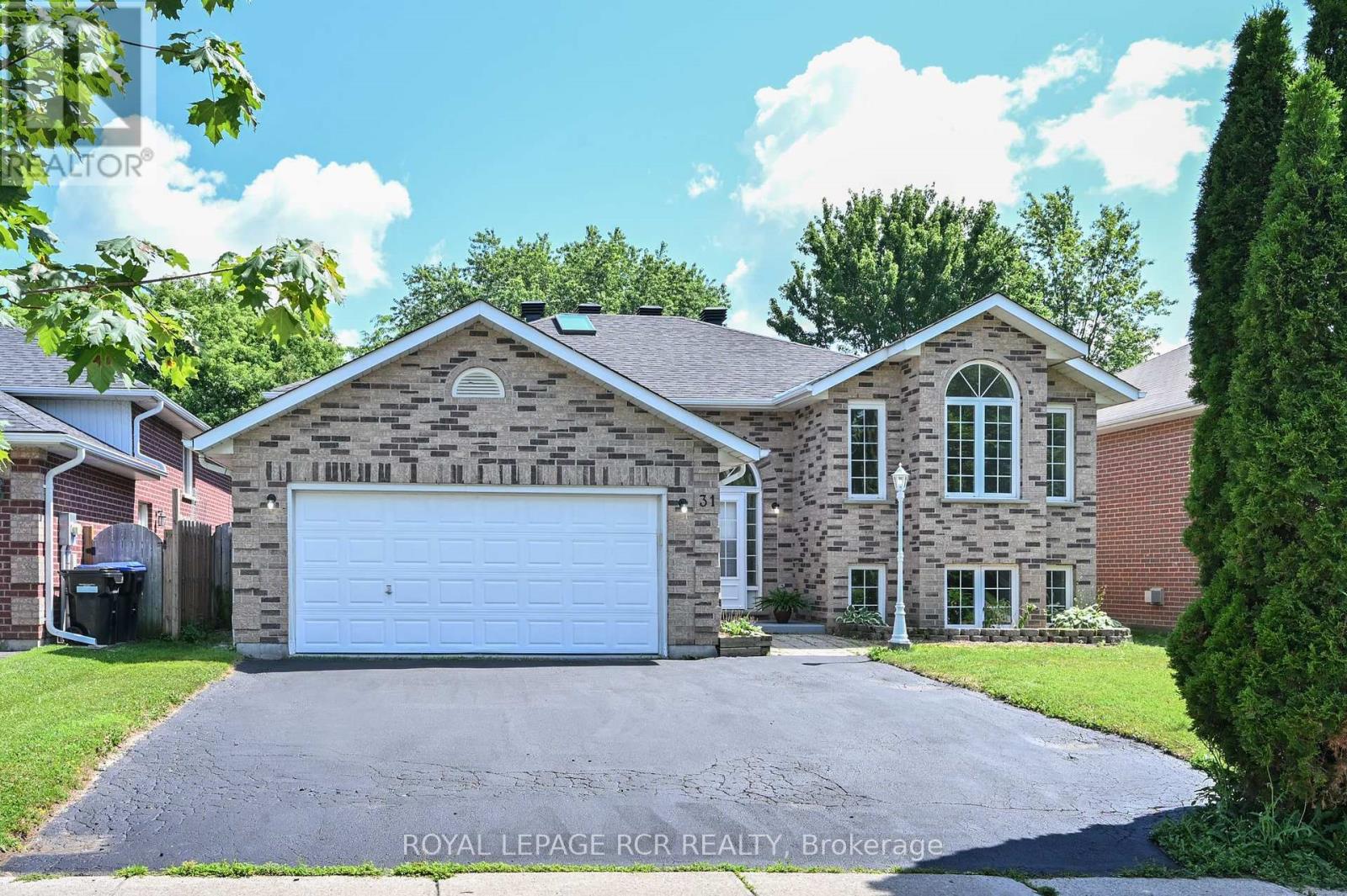 31 ENGLISH DRIVE - 1