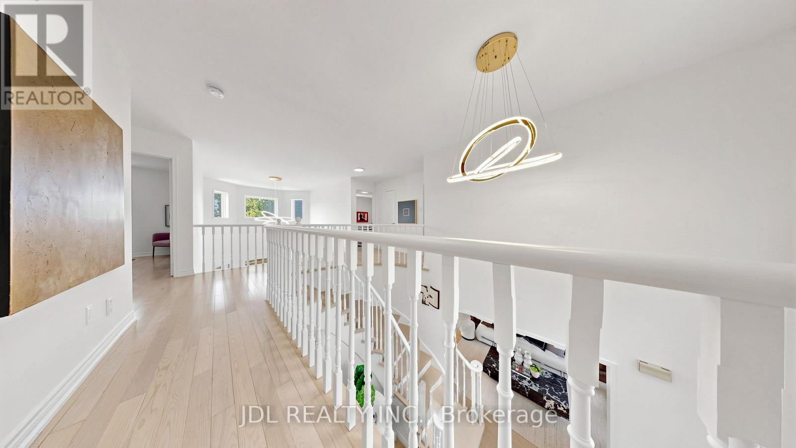 36 CHARTWELL CRESCENT - Image 15